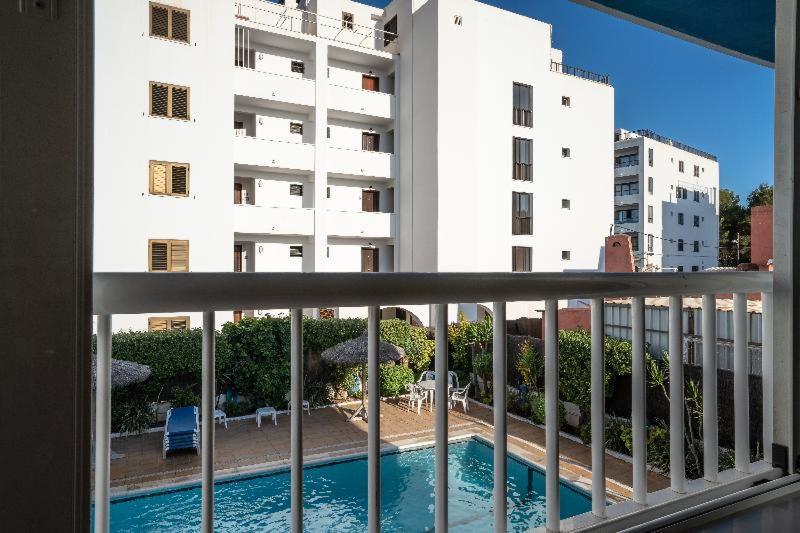 Apartamentos Cel Blau Santa Eularia des Riu Room photo