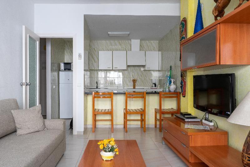 Apartamentos Cel Blau Santa Eularia des Riu Room photo